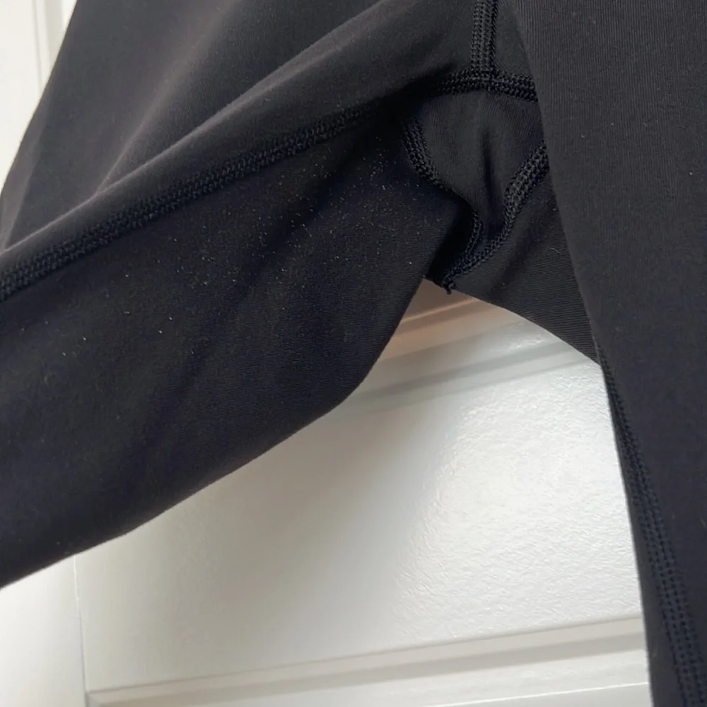 Lululemon wunder under size 4 luon material - Picture 4 of 5